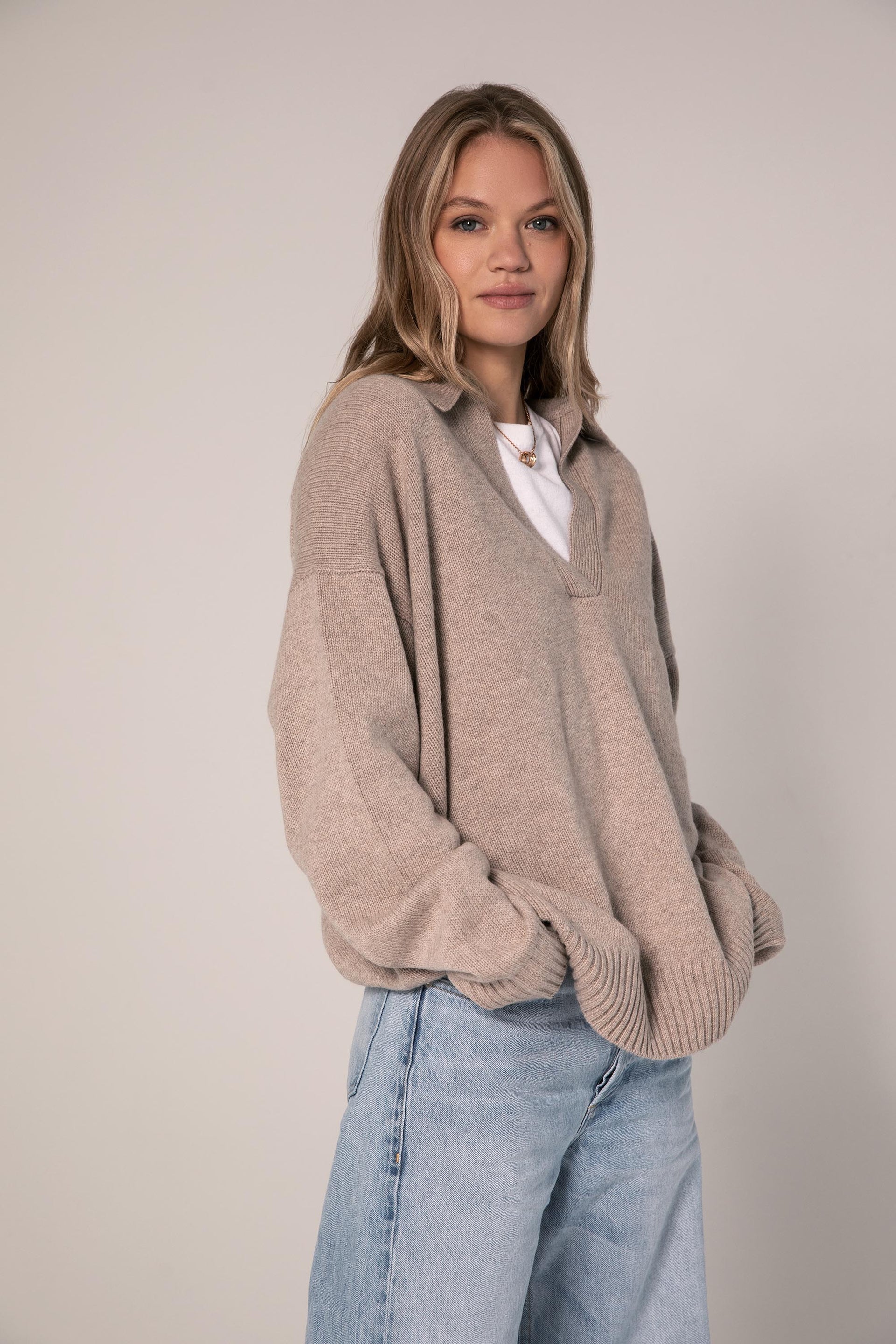 The Cashmere Collar Sweater in Affogato