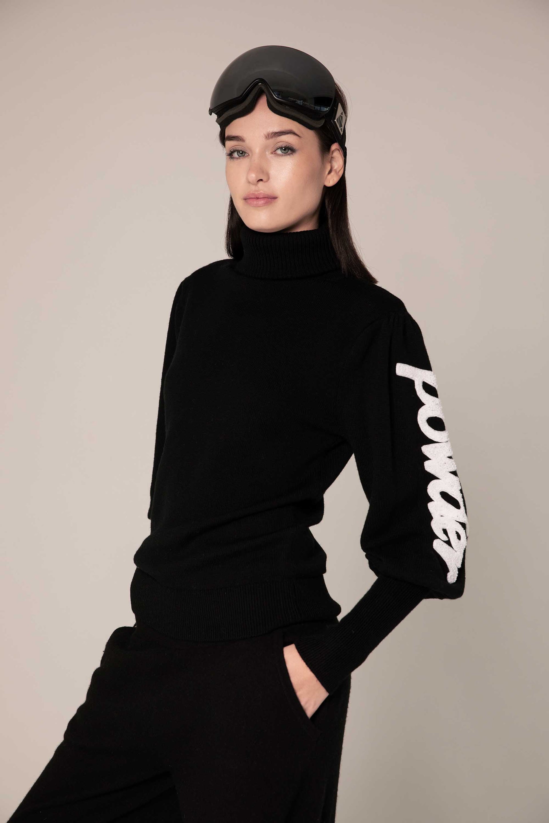 The POWDER Sweater in Black