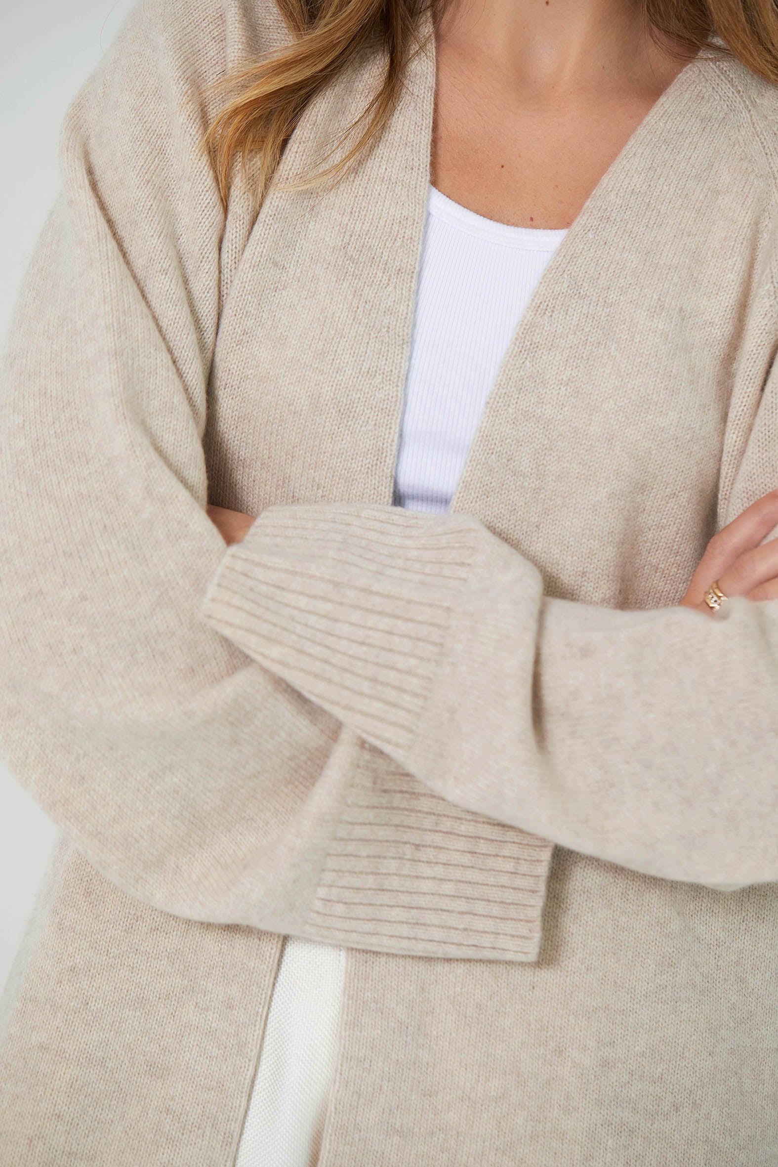 The Cashmere Long Cardigan in Oatmeal