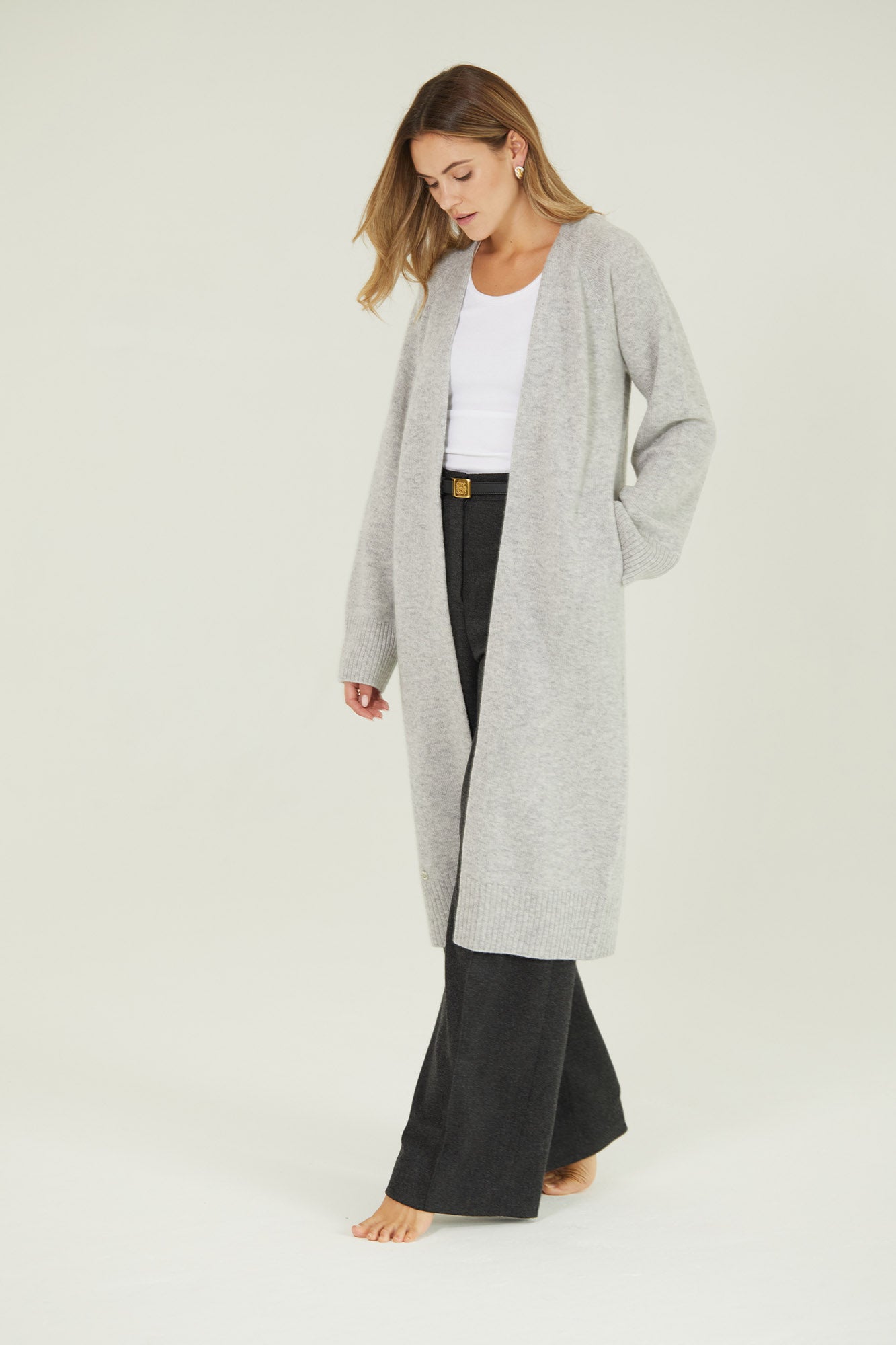 The Cashmere Long Cardigan in Foggy