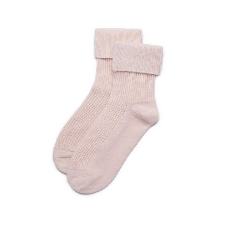 The Cashmere Bed Socks in Pink Shell